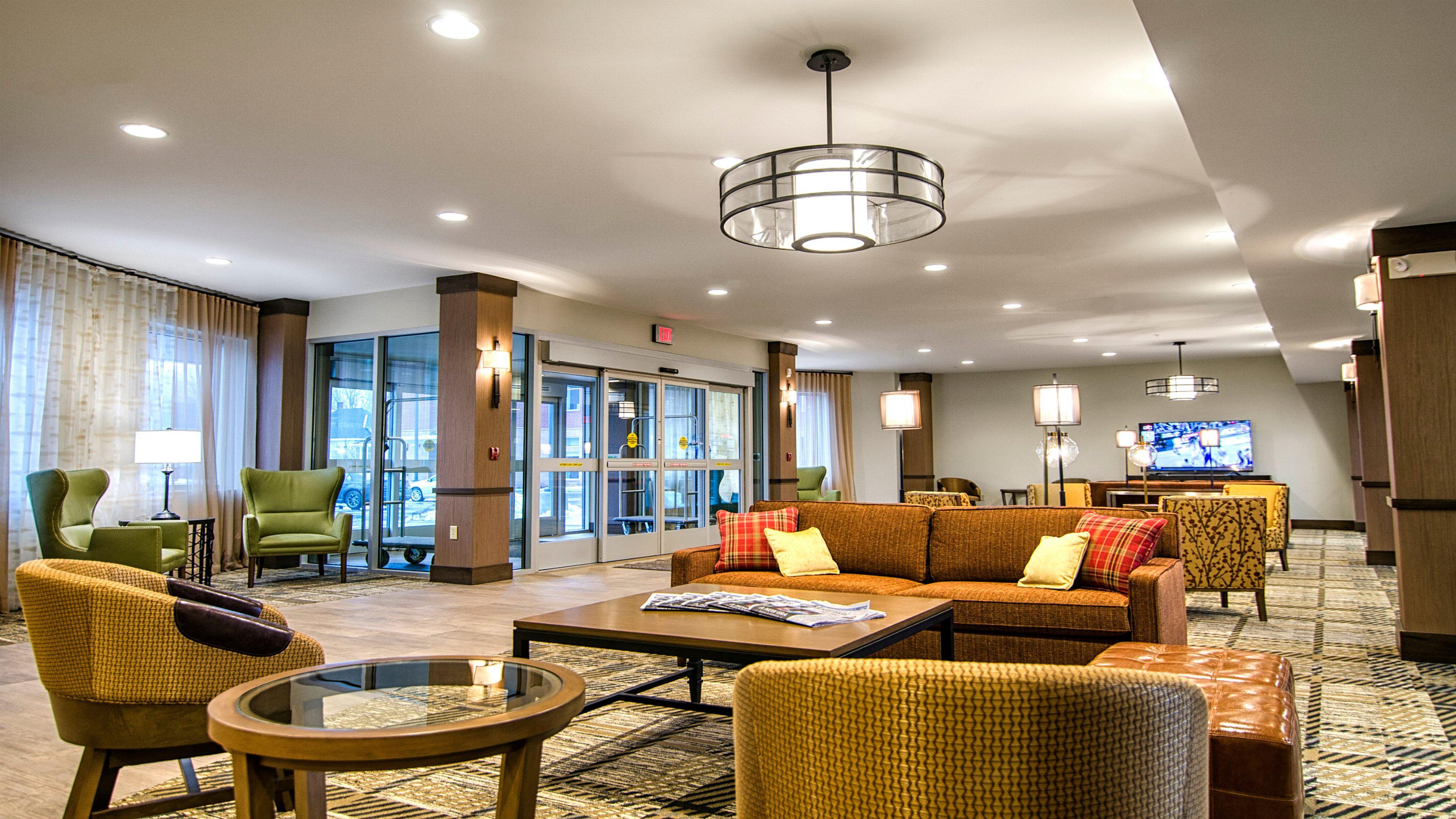 Staybridge Suites Marquette By Ihg Экстерьер фото
